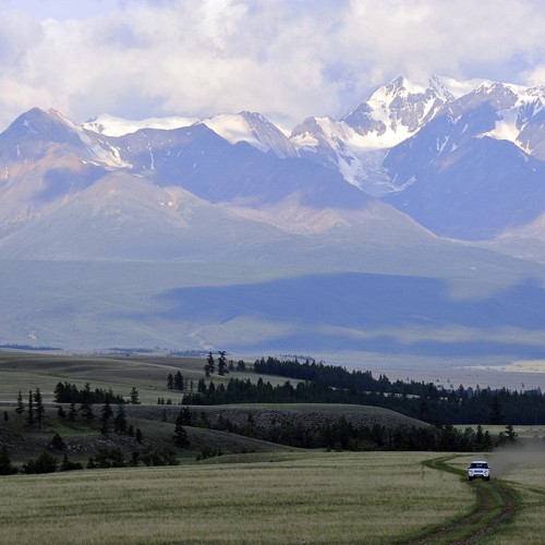 Автопутешествие по Горному Алтаю: Уймонская долина, Белуха и «каменные бабы» (мини-группа)