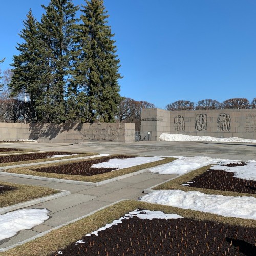 Мемориальные места блокадного Ленинграда + Пискарёвское кладбище