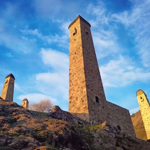 Треккинг налегке по Ингушетии: святилища, башенные комплексы и гора с герба Владикавказа