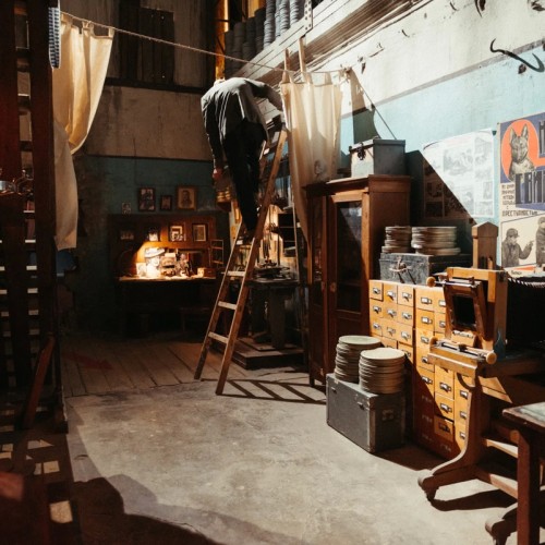 Детский квест по инсталляции «Пропавшие в кинохронике» от Ленфильма