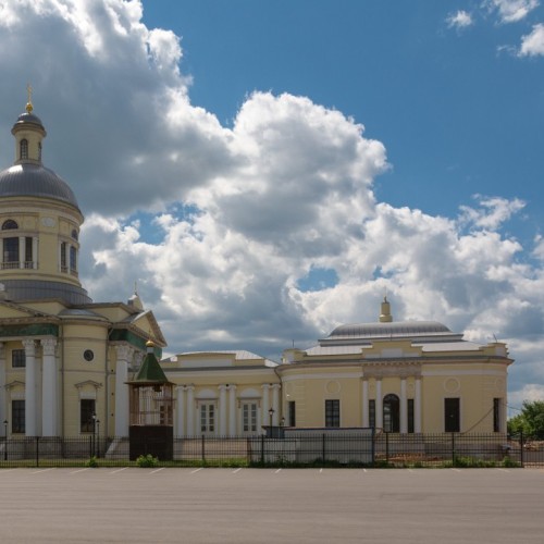 Гастротур с чаем из самовара, домашней выпечкой и дегустацией: из Москвы в провинцию