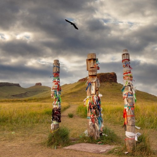 Природные чудеса Хакасии: урочище Сундуки, Ивановские озёра, Каменный лес и Долина царей