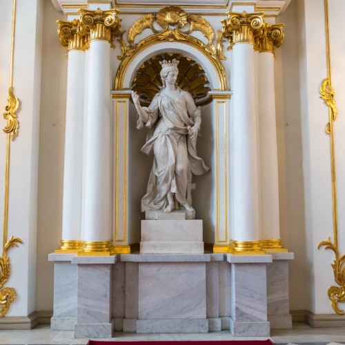 В Петергоф на скоростном судне: экскурсия по Нижнему парку и Большому дворцу