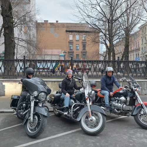 Ленинград — город рока. Экскурсия на мотоциклах