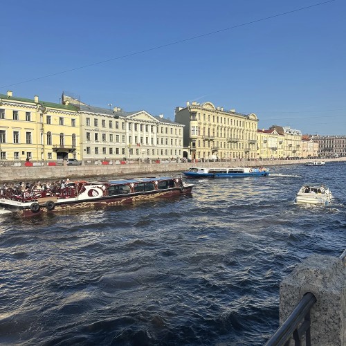 Путешествие по достопримечательностям Петербурга