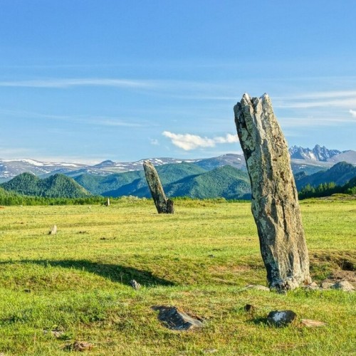 Автопутешествие по Горному Алтаю: Уймонская долина, Белуха и «каменные бабы» (мини-группа)