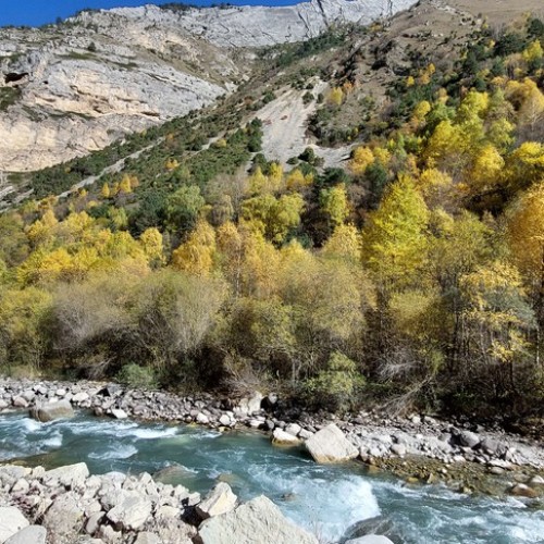 Треккинг в Чегемском ущелье без рюкзаков с проживанием в гостевом доме (всё включено)