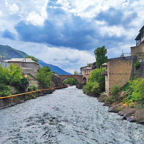 Выше облаков на 3760 метров на гору Шалбуздаг: треккинг налегке с проживанием в гостинице