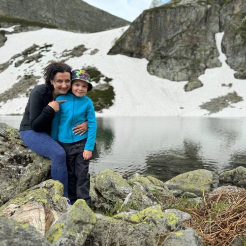 Семейный тур в Архыз с гидом-аниматором: несложные треккинги в живописных горах