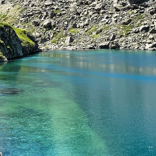 К ледникам: треккинг налегке в ущелье Актру с проживанием на турбазе