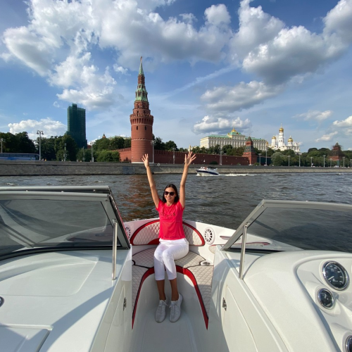 Большое путешествие по Москве-реке на катере