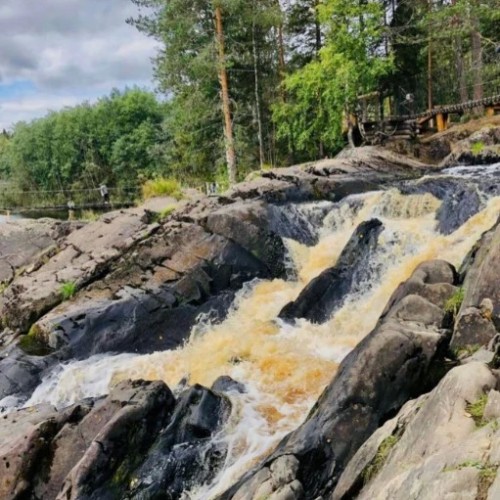 Сортавала и окрестности: мраморные берега «Рускеалы» и атмосфера прошлого в парке «Бастион»