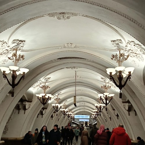 Роскошь старого московского метро: 17 самых красивых станций