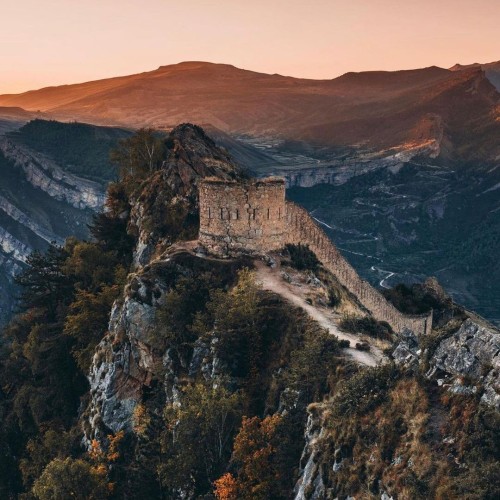 Собирай чемодан, ты едешь в Дагестан! Путешествие в край гор и древностей