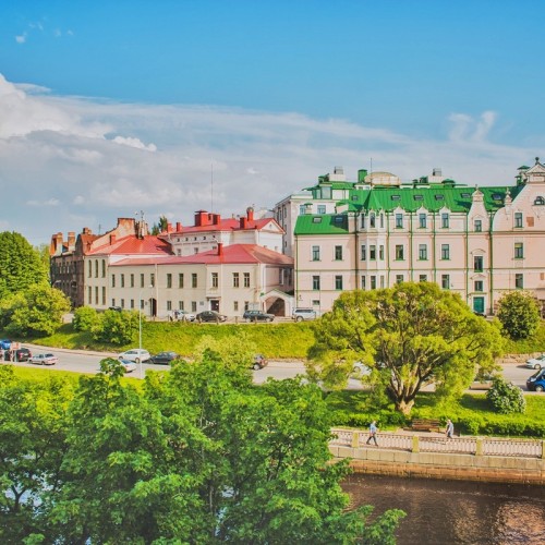 Автобусная экскурсия в Выборг — город, похожий на рыцарскую сказку