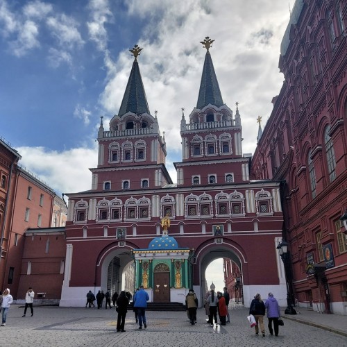 Рассветная Москва: вы, город и его история