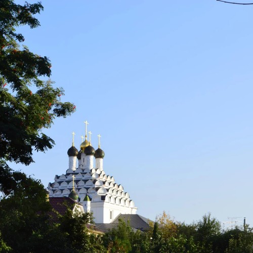 Коломенский Посад: купеческая патриархальность и стрит-арт