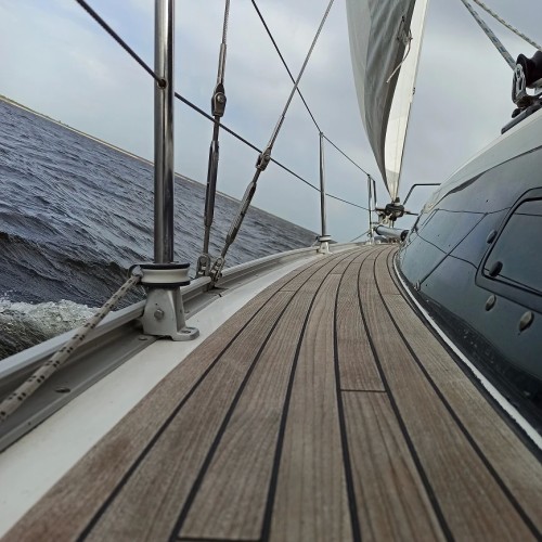 Волгоградское море: по Нижней Волге под парусами