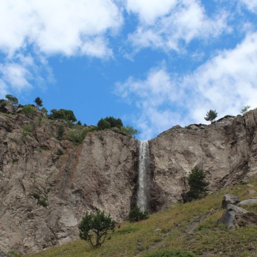 К седому великану Эльбрусу: тур выходного дня из Владикавказа
