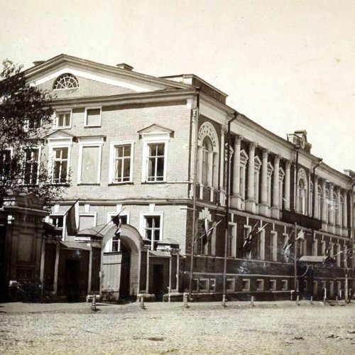 Мода вне времени: экскурсия в музее Надежды Ламановой
