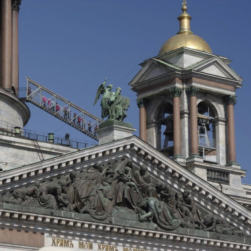 Семейная прогулка по Исаакиевскому собору с иммерсивным аудиогидом