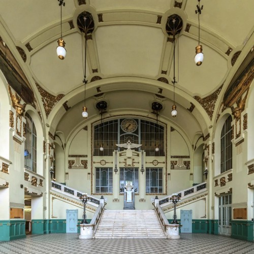 Самые необычные дома Петербурга