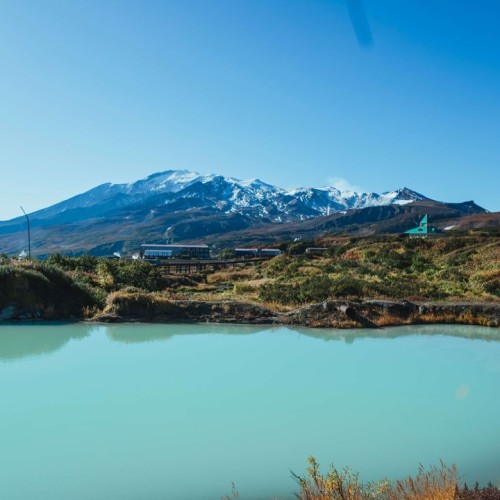 Большое путешествие по Камчатке: вулканы, глэмпинг в Мёртвом лесу и круиз в бухту Русская