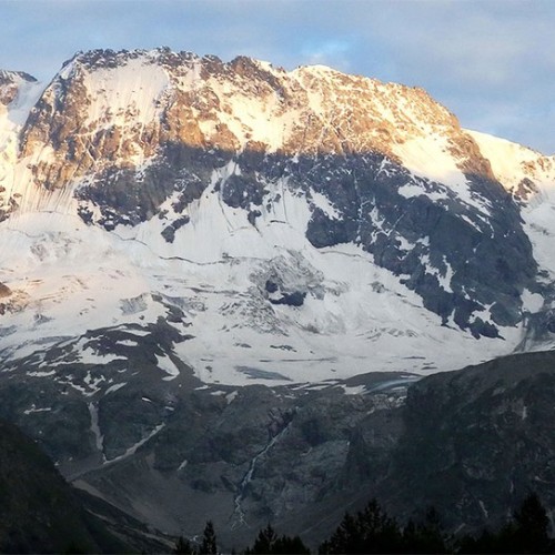 Треккинг налегке у подножия священной горы Уллу-Тау (комфорт размещения на выбор)