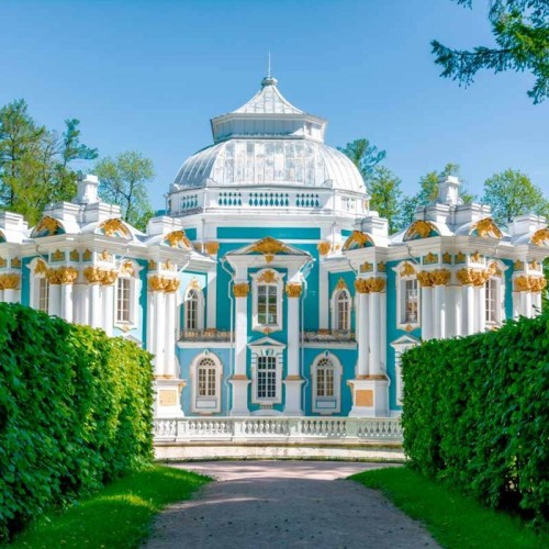 Из Петербурга в Пушкин — в Екатерининский и Александровский дворцы