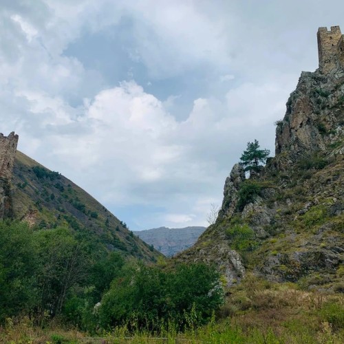 Таинство Ингушетии: треккинг налегке с восхождением на Столовую гору