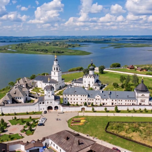 4 в 1: Иннополис, остров-град Свияжск, Раифа и Вселенский храм