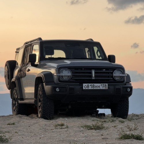 Лёд, мысы и  скалы: по Ольхону в мини-группе